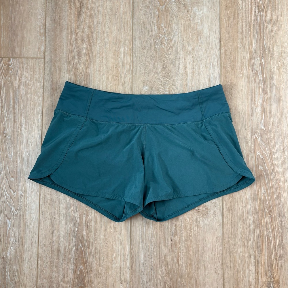 Women’s Lululemon Low Rise Speed Up Shorts